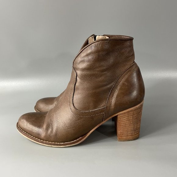 Otisopse Handmade in Italy Brown Leather Ankle Boots, Size 39 - Picture 5 of 12